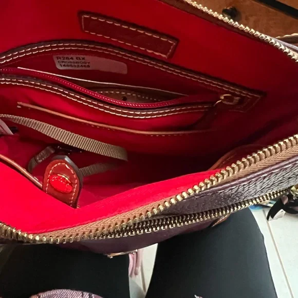 Dooney Bourke Crossbody Purse - Picture 6 of 10